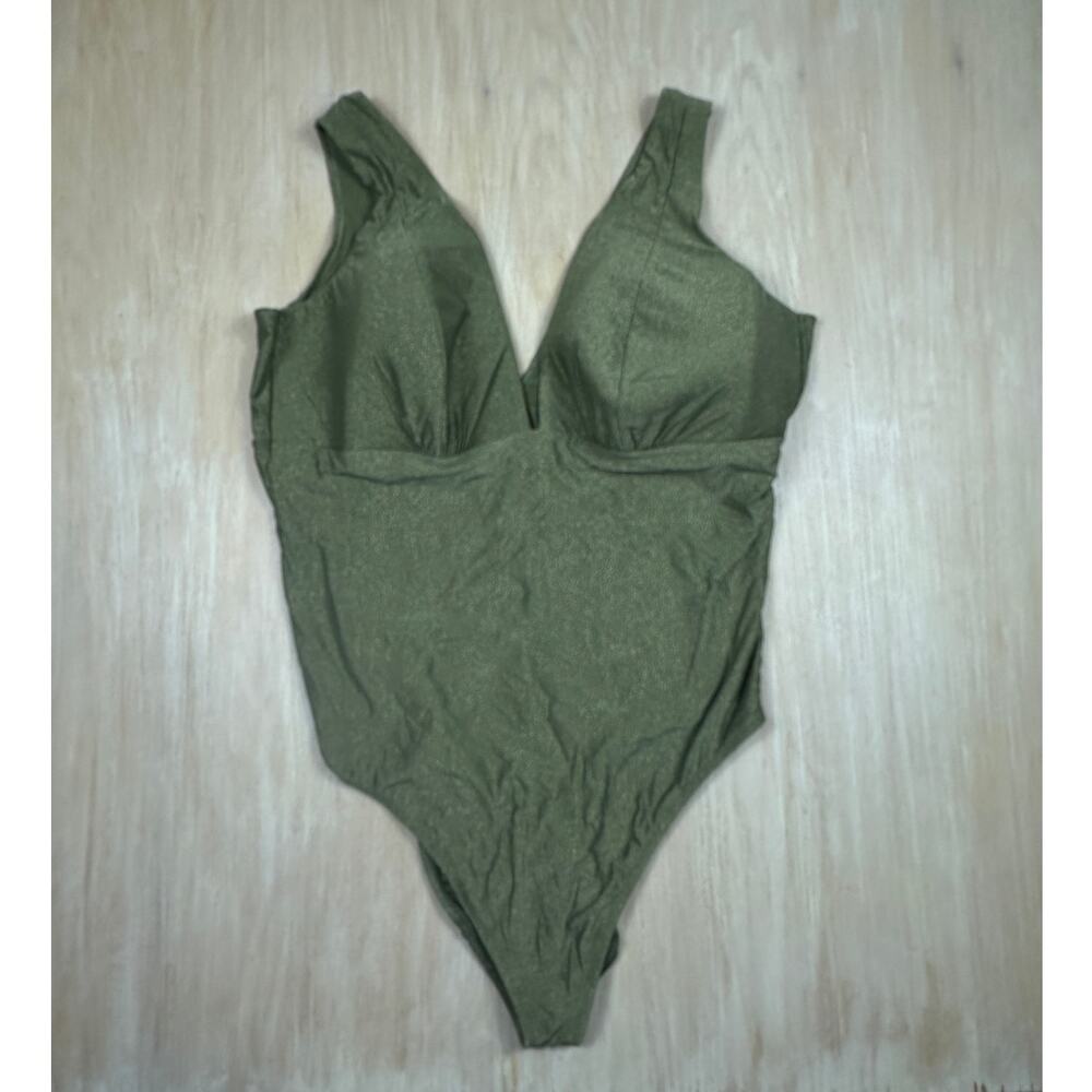 Lane Bryant Olive One Piece Swimsuit Plunge Lightly Lined Wireless Plus Size 32